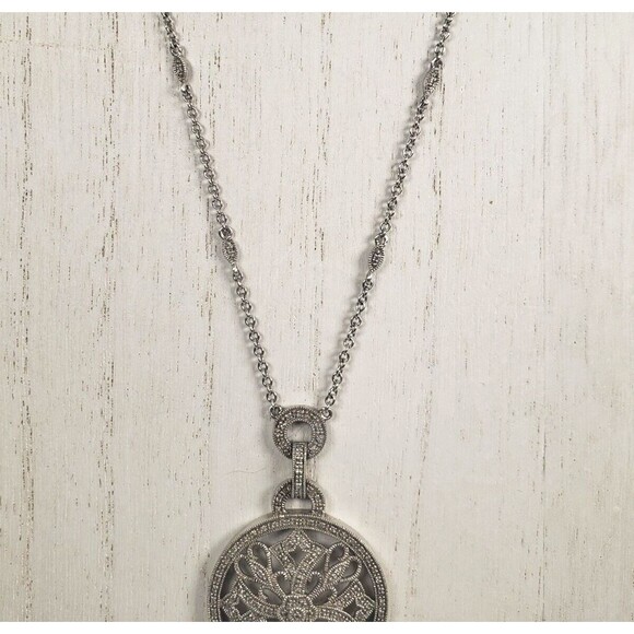 Vintage 925 Sterling Silver w Diamond Circle Cross Hearts Pendant Chain Necklace - Picture 9 of 16